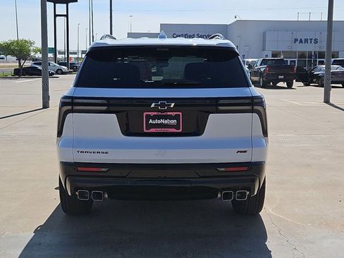 New 2026 Chevrolet Traverse RS FWD image 8