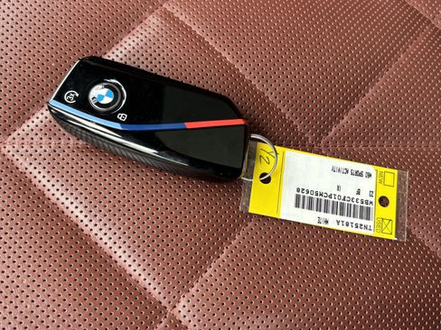 Used 2023 BMW iX M60 w/ Executive Package image 37