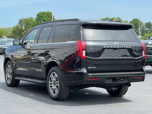 Used 2025 Ford Expedition Active AWD/4WD image 11