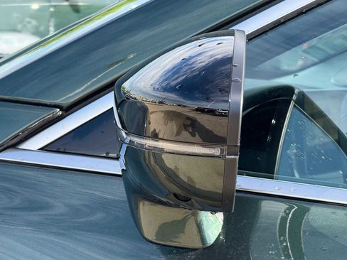 New 2026 INFINITI QX60 Luxe w/ Family Package image 11