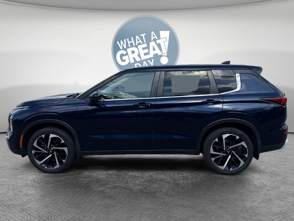 Used 2022 Mitsubishi Outlander SE AWD/4WD image 7
