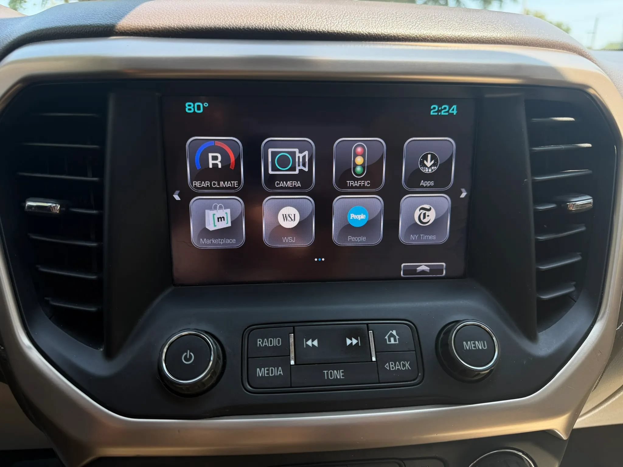 Used 2018 GMC Acadia Denali AWD/4WD image 33