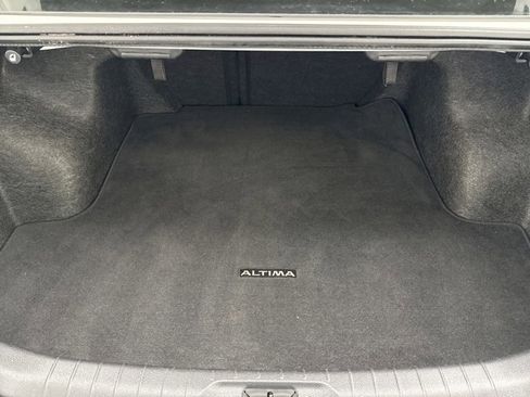 Used 2024 Nissan Altima 2.5 SR image 18