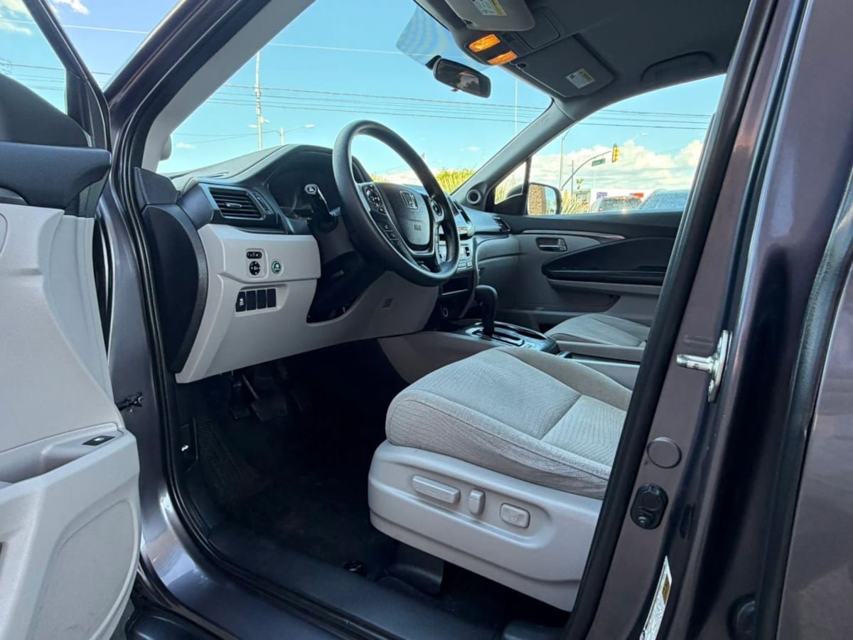 Used 2017 Honda Pilot EX image 44