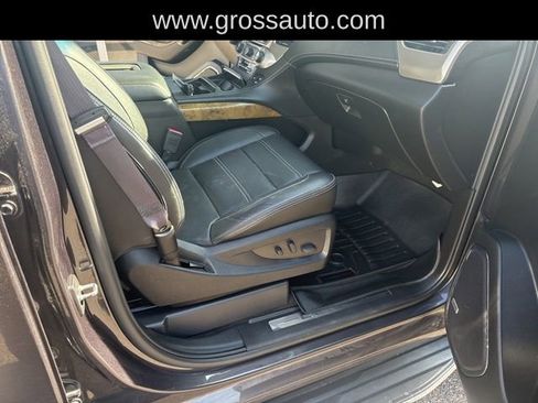 Used 2017 GMC Yukon Denali w/ Open Road Package AWD/4WD image 37