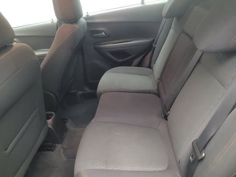 Used 2020 Chevrolet Trax LS FWD image 18