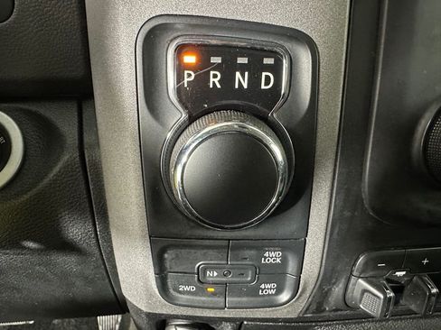 Used 2017 RAM 1500 Express AWD/4WD image 17