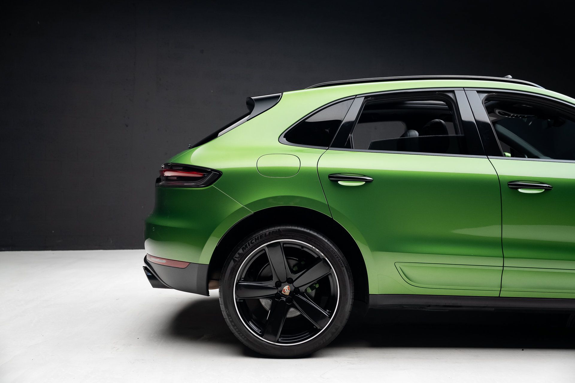 Used 2019 Porsche Macan AWD/4WD image 35