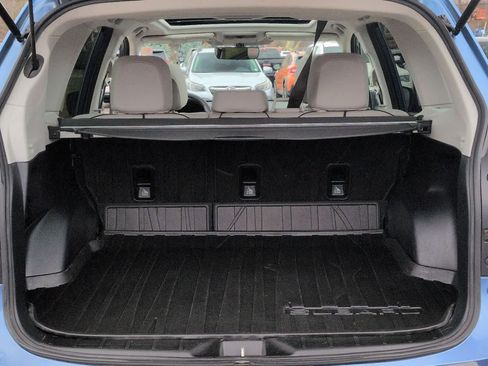 Used 2017 Subaru Forester 2.5i Limited image 36
