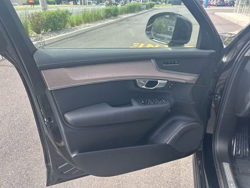 Certified 2025 Volvo XC90 B5 Plus AWD/4WD image 15