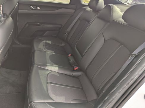 Used 2022 Kia K5 GT-Line image 10