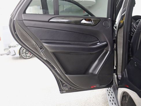 Used 2016 Mercedes-Benz GLE 350 4MATIC image 36