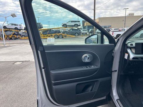 New 2026 Hyundai Ioniq 9 SEL image 11