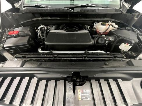 Used 2025 Chevrolet Silverado 1500 LT image 30