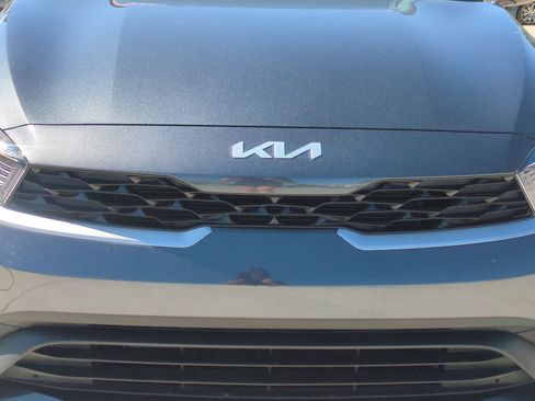 Certified 2023 Kia Forte LXS w/ LXS Technology Package FWD image 9