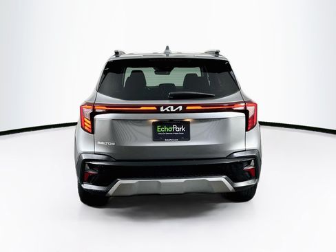 Used 2025 Kia Seltos S FWD image 7