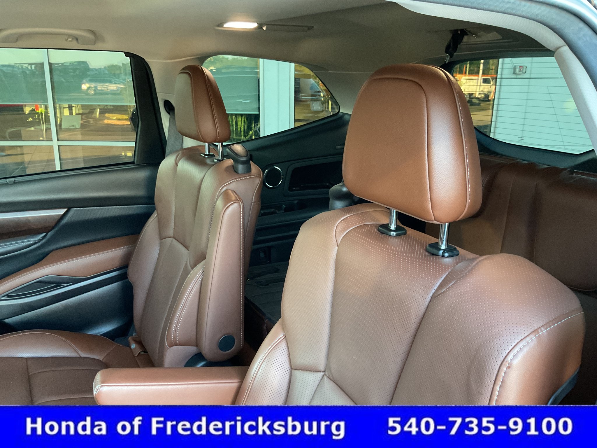 Used 2025 Subaru Ascent Touring AWD/4WD image 27
