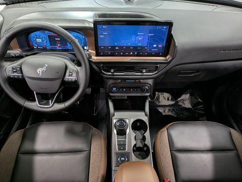 Used 2025 Ford Bronco Sport Outer Banks w/ Outer Banks Tech Package+ image 22