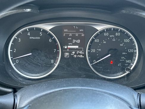 Used 2024 Nissan Versa S w/ S Plus Package FWD image 24