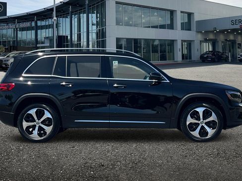 New 2025 Mercedes-Benz GLB 250 image 3