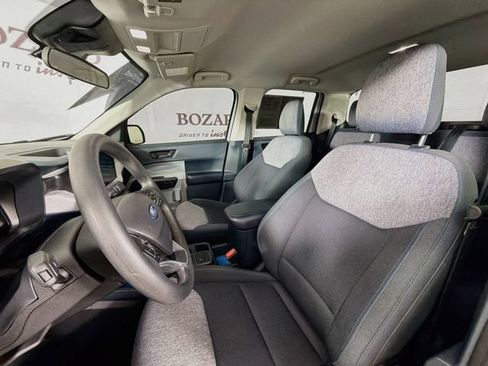Certified 2025 Ford Maverick XLT FWD image 24