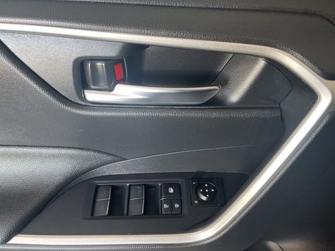 Used 2023 Toyota RAV4 SE w/ Weather & Moonroof Package image 54