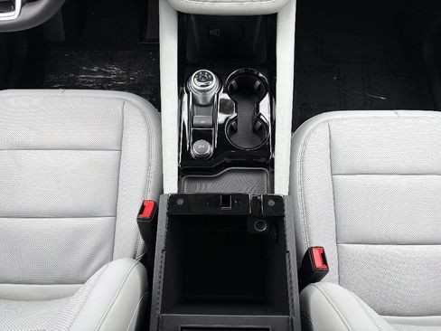 New 2026 Ford Explorer Platinum AWD/4WD image 26
