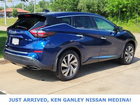 Certified 2021 Nissan Murano SL w/ SL Moonroof Package AWD/4WD image 3