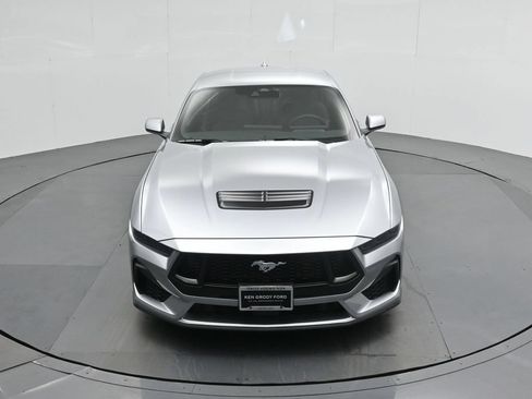 Used 2025 Ford Mustang GT RWD image 33