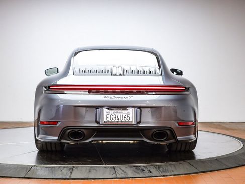 Used 2025 Porsche 911 Carrera T image 7