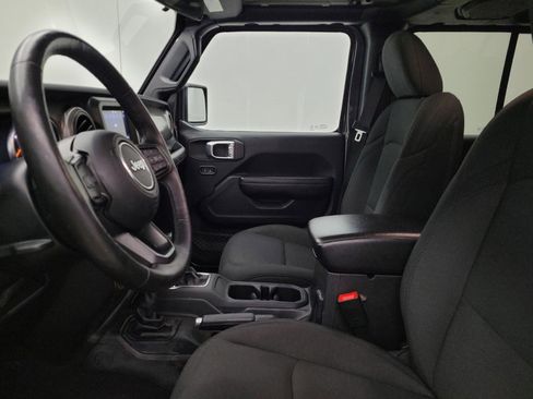 Used 2019 Jeep Wrangler Unlimited Sport S image 17
