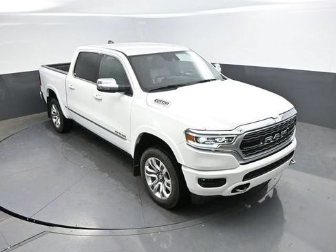 Used 2023 RAM 1500 Limited w/ Body-Colour Bumper Group AWD/4WD image 39