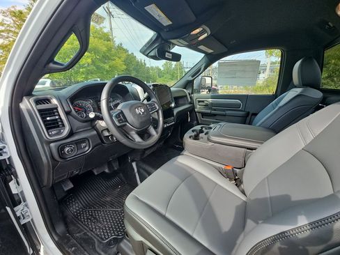 New 2026 RAM 2500 Tradesman AWD/4WD image 13