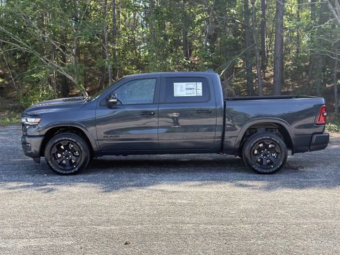 New 2026 RAM 1500 Big Horn AWD/4WD image 4