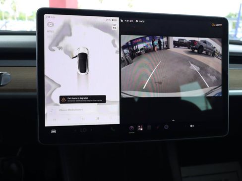 Used 2023 Tesla Model 3 Standard Range RWD image 21