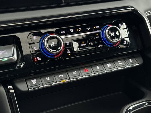 Used 2026 GMC Sierra 2500 AT4X image 21