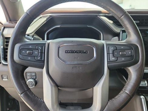 Used 2023 GMC Sierra 1500 Denali w/ Denali Reserve Package AWD/4WD image 17
