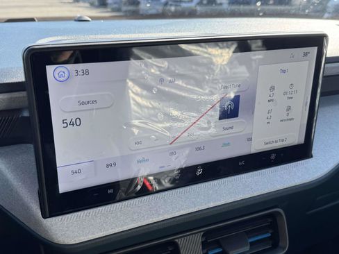 New 2026 Ford Maverick XLT image 26