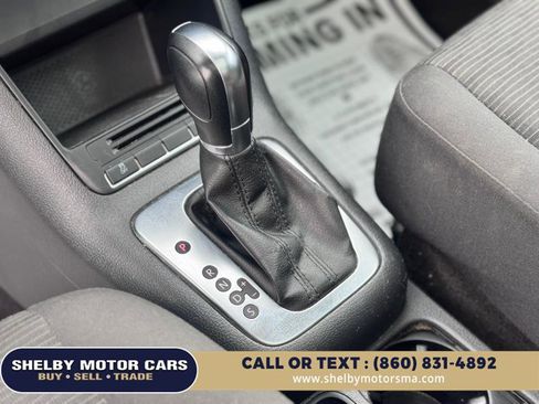 Used 2012 Volkswagen Tiguan S image 11