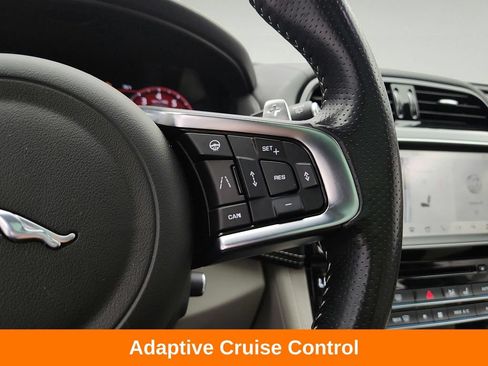 Used 2020 Jaguar F-PACE SVR AWD/4WD image 23