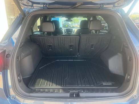 Used 2024 Chevrolet Equinox Premier AWD/4WD image 13