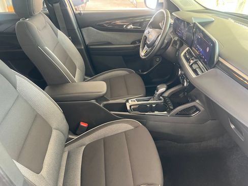 Used 2024 Chevrolet TrailBlazer LT w/ Convenience Package AWD/4WD image 20