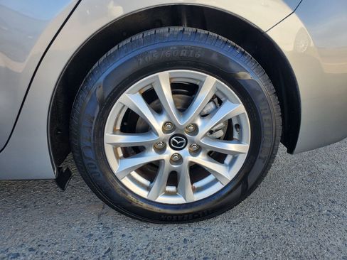 Used 2015 MAZDA MAZDA3 i Touring FWD image 47