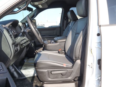 New 2026 RAM 3500 Tradesman image 15