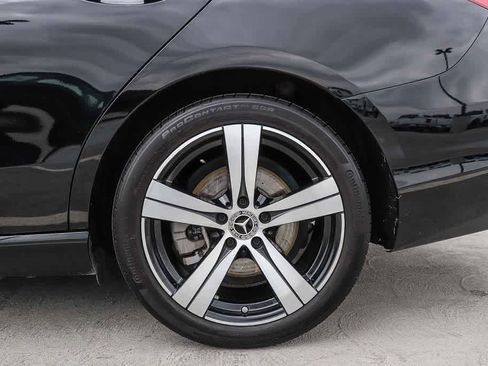 Used 2024 Mercedes-Benz C 300 Sedan image 10