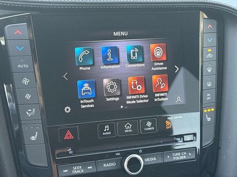 Certified 2025 INFINITI QX50 Luxe AWD/4WD image 25