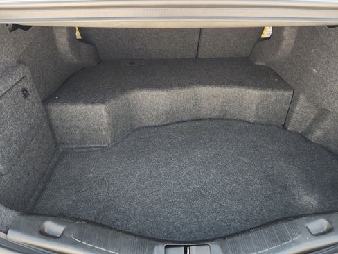 Used 2019 Ford Fusion Titanium FWD image 33
