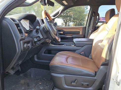 Used 2022 RAM 2500 Limited image 3