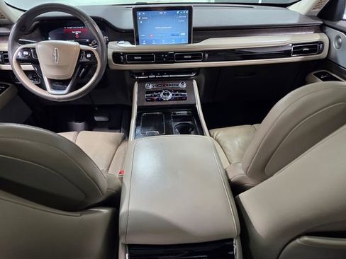 Used 2021 Lincoln Aviator Reserve w/ Equipment Group 202A image 8