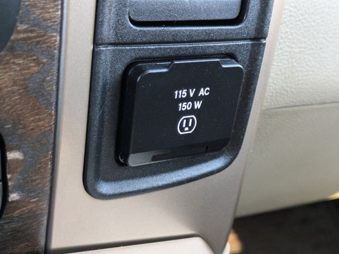 Used 2016 RAM 2500 Longhorn image 31